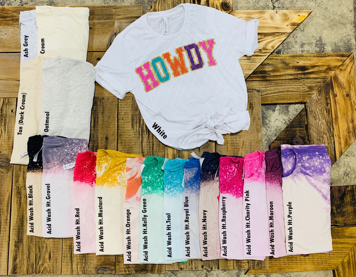 Howdy w/ Glitter Print DC-Blonde Tees